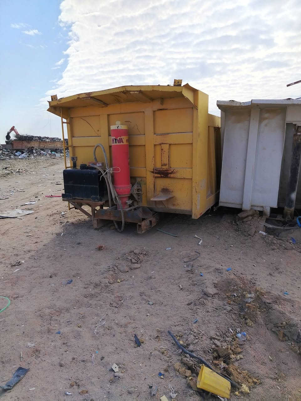 ثلاث بديات للبيع ***********
