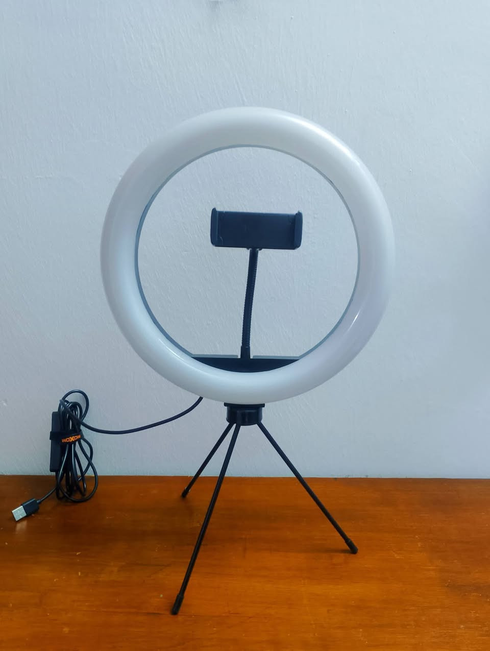 السلام عليكم آخر قطعه متوفر من رنكلايت
 سعره (١٠ ألف)

اللاستفسار *********** واتس آب 
يوجد توصيل جميع المحافظات ٥ آلاف
