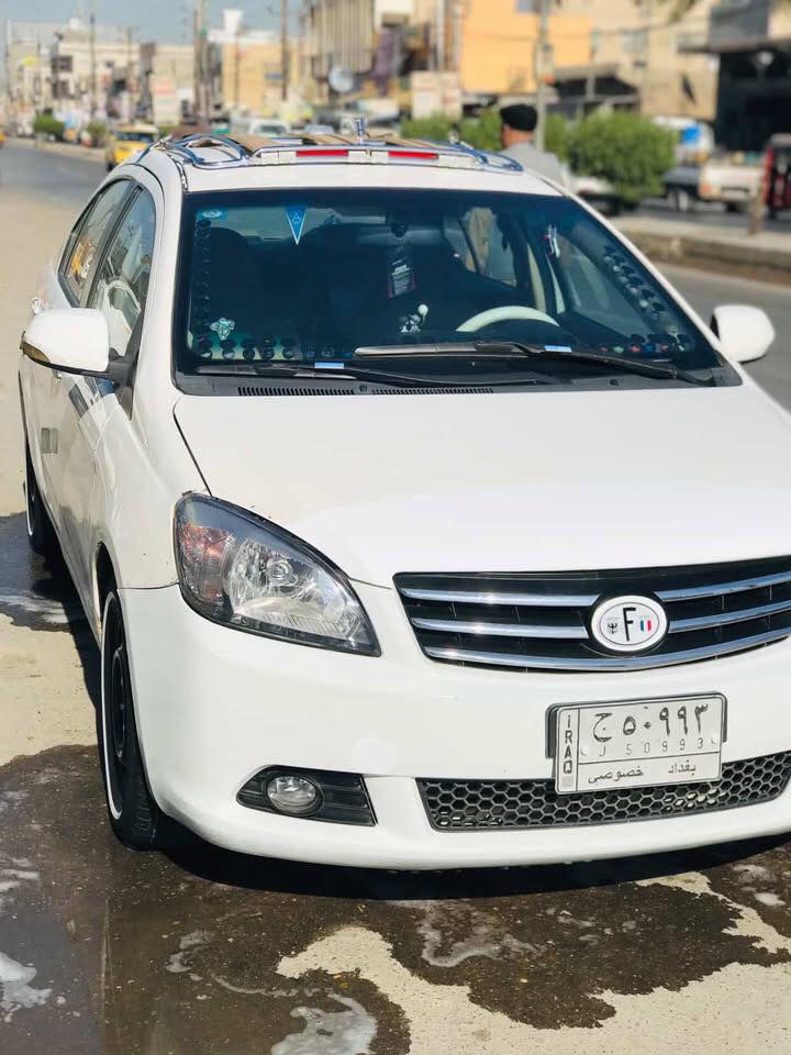 السلام عليكم فولكس للبيع ٢٠١١رقم بغداد الماني سنويه ٢٠٢٩ سياره خير من الله مكينه كورله كير عادي تبريد ثلج تخم تاير خط ابيض جديد صدر جديد منضومه غاز سياره ترايها وين متريد السياره كبل للشارع مابيها اي نقص السعر ٥٧وبيها مجال مكان السياره بغداد بسمايه قريه ١٠ رقم الهاتف ***********
