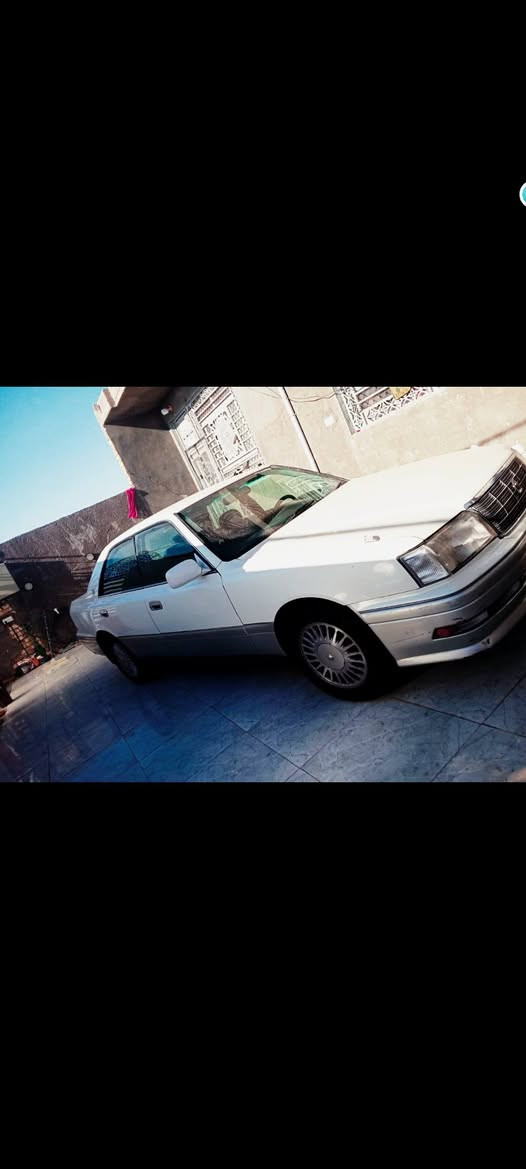 راس الثور للبيع موديل 1995 سياره جديد مكينه وكير جدد تخم تاير جديد حداديه جديده باتري جديد السياره حلوه جاهزه من كلشي (علما ان السياره نقد جثه)
رقم الهاتف ***********
