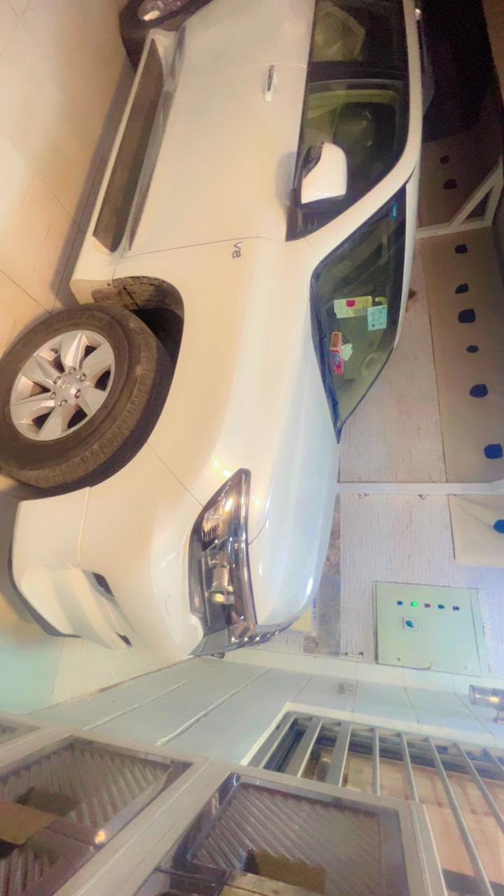 للبيع برادو موديل ٢٠١٩ ماشية 26 الف سياره جديده مكفوله كفاله عامه شرط الفحص حتى التايرات وأرضيات وكل شي مال الشركة  معروفه موصفات ساز TXSرقم بغداد تحويل ثاني يوم  باسمي ومال بيت  والسعر ٤٧٥  مكاني كربلاء الاستفسار ***********
