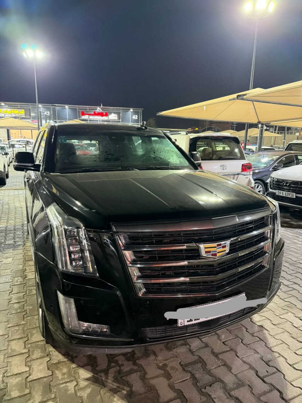 السلام عليكم ورحمة الله
للبيع 
كادلاك اسكاليد 2019 رقم بغداد
ماشيه 93 الف كيلو 
السياره وارد امريكي حادثها فقط چاملغ ايمن و صبغ ربع الباب 
السياره فول مواصفات 
شاشه 
حساسات امامي خلفي 
 رادارات كشنات كهرباء شاشه عداد فتحه سقف تبريد تدفئه كشنات خمس بصمات ستيرن كهرباء ميموري خزن كشنات وبعد بيها هواي مواصفات معروفه مواصفاتها 
مكان السياره كربلاء 
السعر 385 وبي مجال للشراي
للاستفسار ***********
