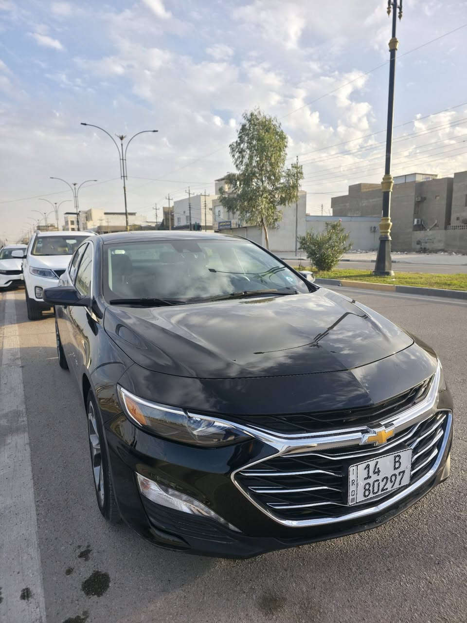 للبيع أو مراوس حسب القناعة
💵الـــــســعـــــر:-130 ورقه وبيه مجال حك جية
🛞نــوع الــمـركـبة:- شوفر ليت - ماليبو LT
🪙الـــــمــوديــــل:-2024
⚙️حــجـم الـمـحرك:-1.500 توربو 🚀
🧭الــــعـــــــــداد:10الف مشي امريكا
💌الـــــــوحـــــــة:-بصرة معوقين

#ملاحظة:- #الضرر:- تقرير غرق :- كير محرك شاصي حداديه راديترات كلهن كفالة وشرط الفحص والسيارة جاهزه من كلشي دنيار ماتصرف عليه

          💎💎#الـــــــمــــواصــــفــــات💎💎

♦️شاشة كبيرة 
♦️كامرة خلفية
♦️بصمة تشغيل 
♦️بصمة أبواب
♦️تشغيل عن بعد
♦️هند أبريك بصمة
♦️تحكم أستيرن
♦️لايت زنون ناصي 
♦️لد نهاري 
♦️ 
♦️كشنات الأمامي كهربائية 
♦️ تدفئة كشنات 
♦️رادار أمامي للتوقف الذاتي 
♦️تحديد المسار للقيادة الذاتية 
♦️رادار خلفي للتوقف الذاتي

♦️ويل كب كروم بلادي
♦️لحية أمامي 

📞——————————————————-📞

📩#للاستفسار__والتواصل :- عــلـى الارقام الموجودة

***********

📍📍📍
العنوان:-البصرة-
