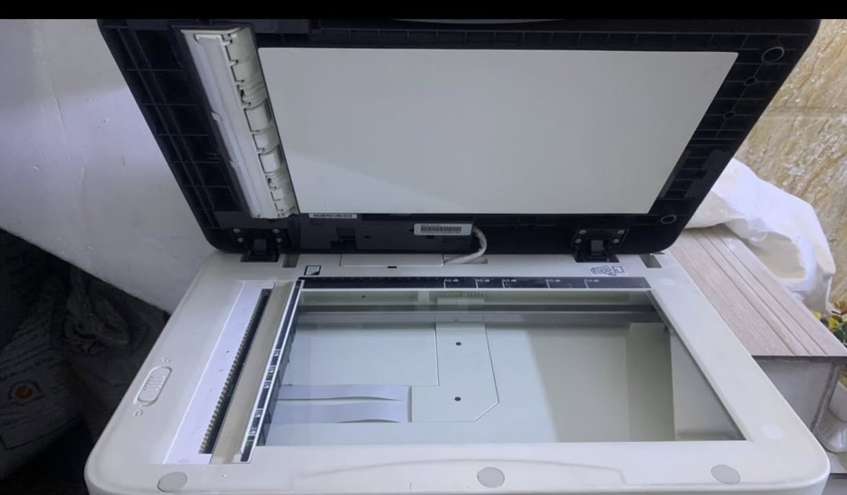 السلام عليكم 
طابعة مستعملة للبيع 
نوعية konica minolta c3350 
طباعة A4 اسود وابيض والوان 
الطابعة شغالة وطباعتها جيدة 

عطلها حشر الورق مثل ما ظاهر بالصورة ، وايضا الطباعة الملونة باهتة قليلاً

 سعرها ١٠٠ الف 
العنوان بغداد حي اور ، لا يوجد توصيل


**إذا كنت صاحب هذا الإعلان وتريد حذفه لأي سبب، رجاءا أرسل رسالة إلى الدعم الفني**