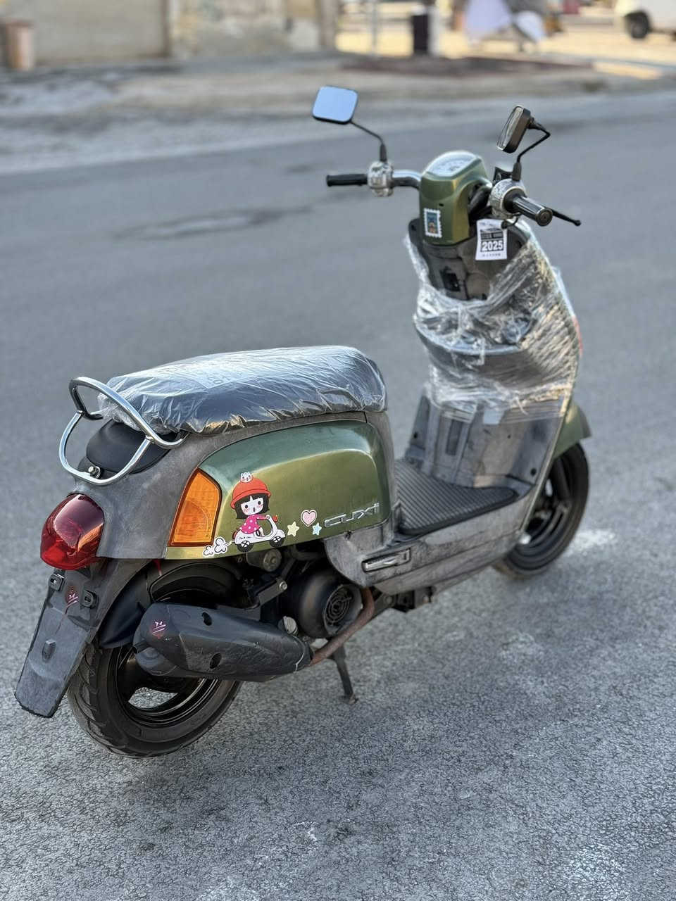 سلام عليكم
دراجه ماكس بوليس بلاديه 

سلف وهندر كهربائيات كله شغال 

مكاني بغداد مدينه الصدر 

الاستفسار ***********
