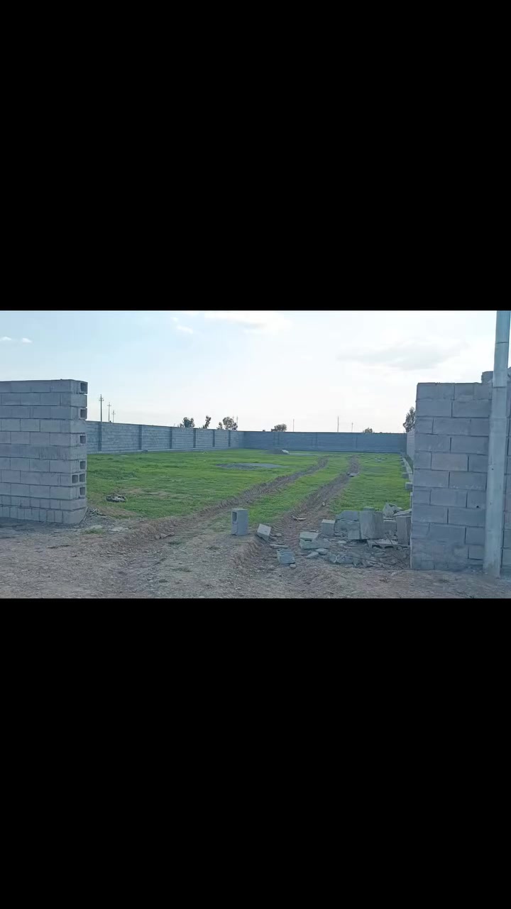 قطعه 1000 مسيج للبيع خدمات كهرباء متوفر وماي بئر بي حي بدر شارع مزارع من جهه جسر معارض اكثر تفاصيل ***********
