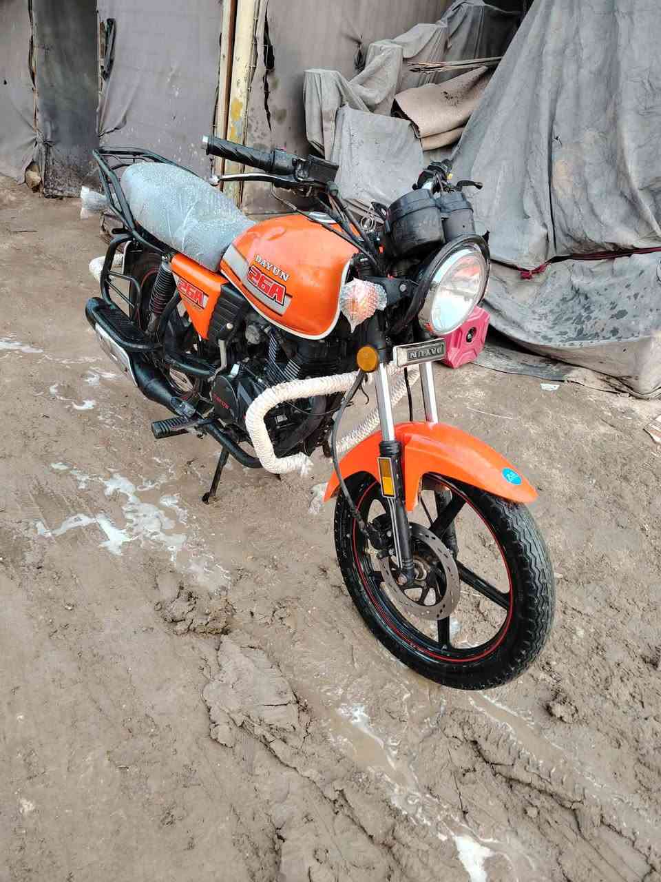 للبيع دايون نفخ محرك 200 كتابه حمره سويج سجينه وراق صولي موديل 2022 مكان كربلاء سعر تصل وبيك خير وتدلل ***********
