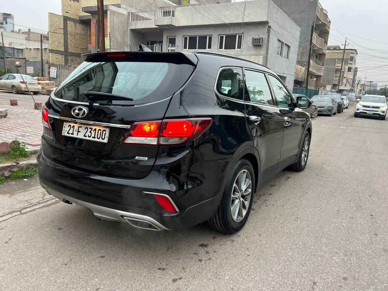 السلام عليكم  سنتافي گراند موديل 2017 رقم سليمانيه الدولي الجديد ب اسمي شخصيآ تحويل وكاله ثاني يوم هزه وفحص وسنويه كله جديد حادثها جانبي باب وجاملغ خلفي بجم كبس وخلفي كبس صور حادث وسونار مرفقه شواصي لغود كلها كفاله عامه گير ومحرك مكفولات برغي ممفتوح بيهن مواصفات نص فول شاشه كبيره وكامره دواره فول تحكمات كشن السايق كهرباء مكينه 6 سلندر 7 راكب 3 ثلاث قطع تبريد مركزي منفصل وبعد بيها مواصفات اكثر مكانها بغداد الطوبجي *********** السعر 152 وبيها مجال بسيط بغداد, العراق
