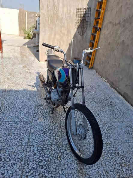 دراجه كلك كلك كلك للبيع توهه مجفتهه دراجه شوفت عينك عايزه ترتيب بصيط مكاني مشخاب السعر 250 بيهه مجال قليل ***********
