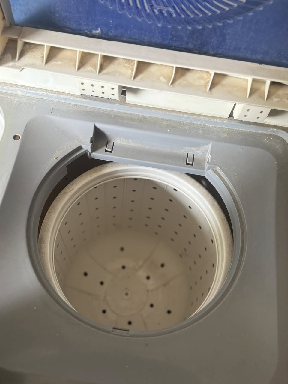 غساله للبيع سعر100وبيها مجال


**إذا كنت صاحب هذا الإعلان وتريد حذفه لأي سبب، رجاءا أرسل رسالة إلى الدعم الفني**