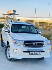 لاندكروز GXR • ٢٠١٤ • ٨٧٠٠٠ كم