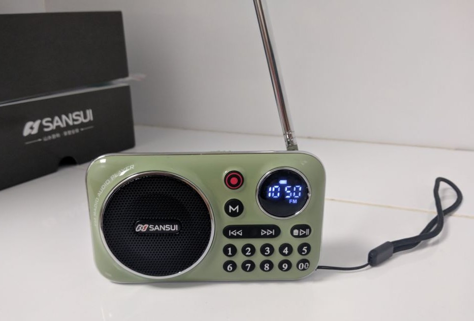 السلام عليكم

راديو ماركة SANSUI F-21

حجم صغير وصوت مميز بميزة التسجيل الصوتي ومن الراديو

راديو FM راديو وبلوتوث سبيكر وMP3 رام وفلاش

شحن تايب سي

السعر 35 متوفر توصيل


**إذا كنت صاحب هذا الإعلان وتريد حذفه لأي سبب، رجاءا أرسل رسالة إلى الدعم الفني**