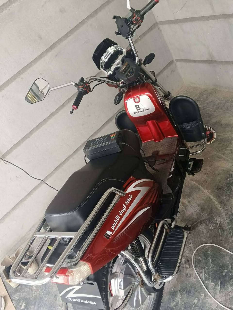 سلام عليكم
للبيع الباسكل جديد 
بس البطاريات منفوخه 
5 بطاريات كلشي شغال لايت زنون 
السعر 400 بي مجال 
***********
***********
