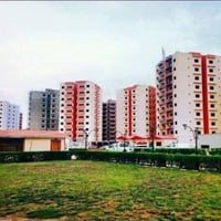 🏡 للبيع شقة في مجمع الزهور فرصة مميزة للسكن  ✨  📍 الموقع: مجمع الزهور ...