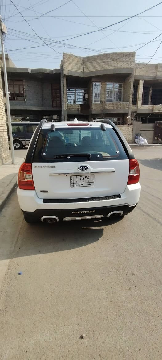 سبورتج ٢٠٠٩ للبيع كفاله گير ومكينه وتبريدشاشه كامره ... بيها بارد بالبنيد وكصة القماره طاير البنيد تجي تگلب الكشر ملاحضات بسيطه السعر ١١٧ بيها مجال بسيط الدواخل مثل متشوفون الاتصال واتس اب***********
