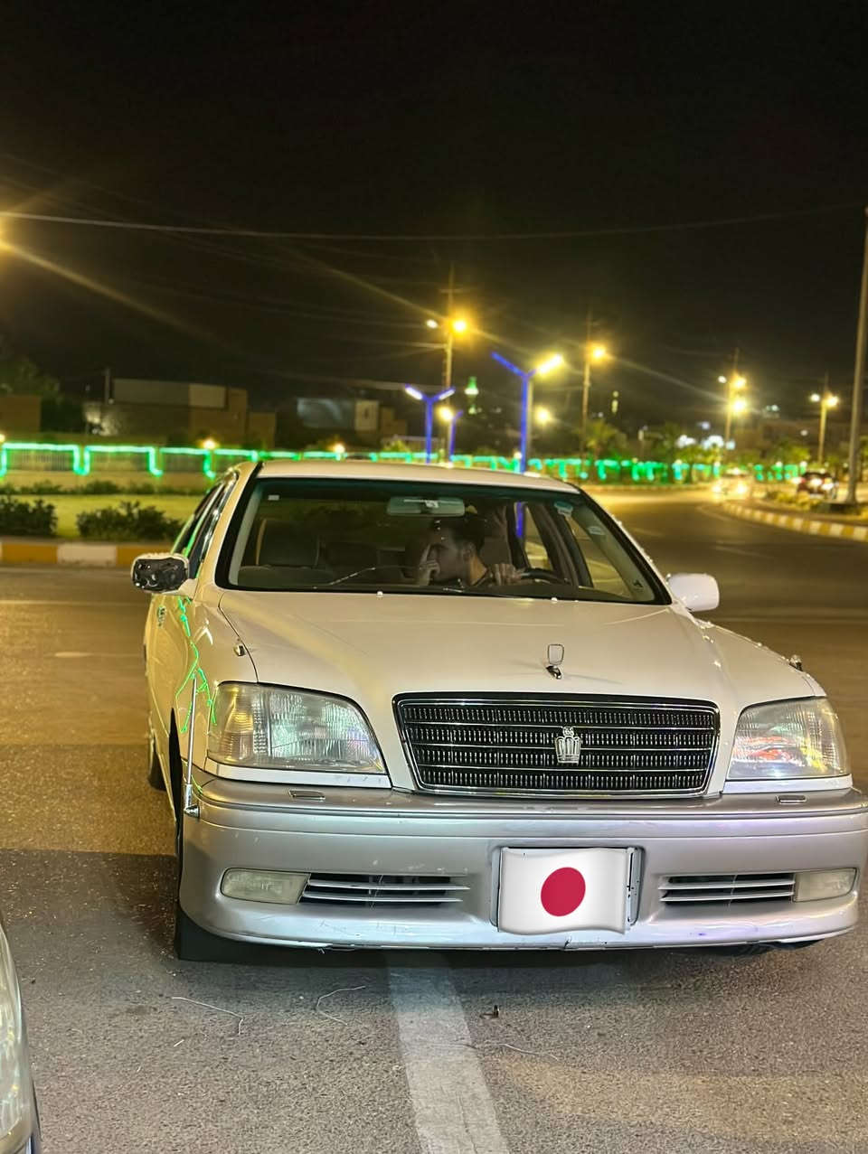 سلام عليكم ملكه موديل 2003 محرك ديفور الكبير مكفوله عشاير محرك صدر خير من الله ترهم مراوس ترهم بيع الستفسار سعر 29 وبيه مجال بسيط
 ‭***********‬
