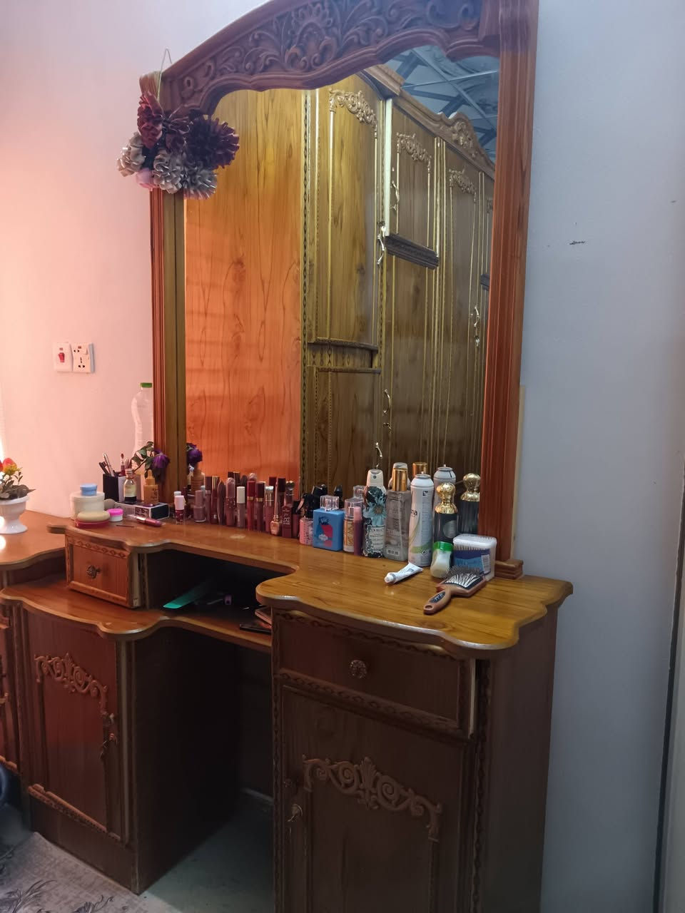 البيع غرفة ستخدام شهرين العنوان ديالى ***********
