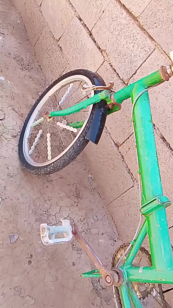 السلام عليكم بايسكل للبيع نضيف عوزها تأير وجوب ورة السعر ب35وبي مجال الي يريدها يجي خاص مكاني واسط الدبوني


**إذا كنت صاحب هذا الإعلان وتريد حذفه لأي سبب، رجاءا أرسل رسالة إلى الدعم الفني**