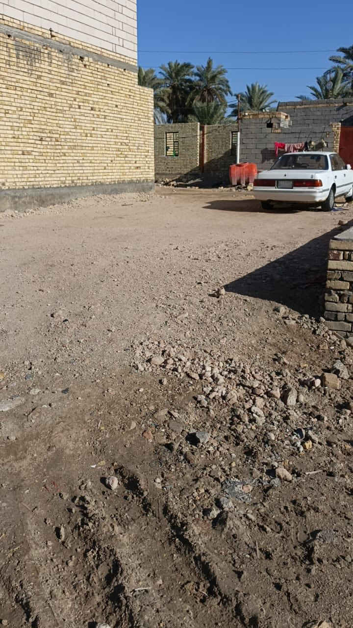 سلام عليكم قطعه 100م عله شارعين بلزديناويه شارع المثلجات نهايت التبليط مباشرتن ***********
