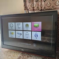 شاشه بلازمه للبيع بدون نت السعر 80 وبيها مجال 07715435508  LG لاصليه