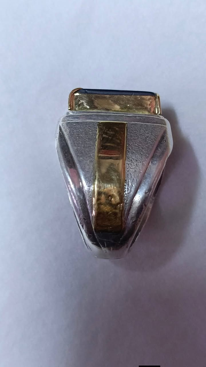 خاتم بحجر صين داير وجوانب ذهب ثقيل الخاتم الشراي يجي خاص


**إذا كنت صاحب هذا الإعلان وتريد حذفه لأي سبب، رجاءا أرسل رسالة إلى الدعم الفني**