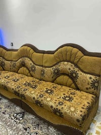 ديوان خشب • ٧٫٥م • نظيف وثكيل