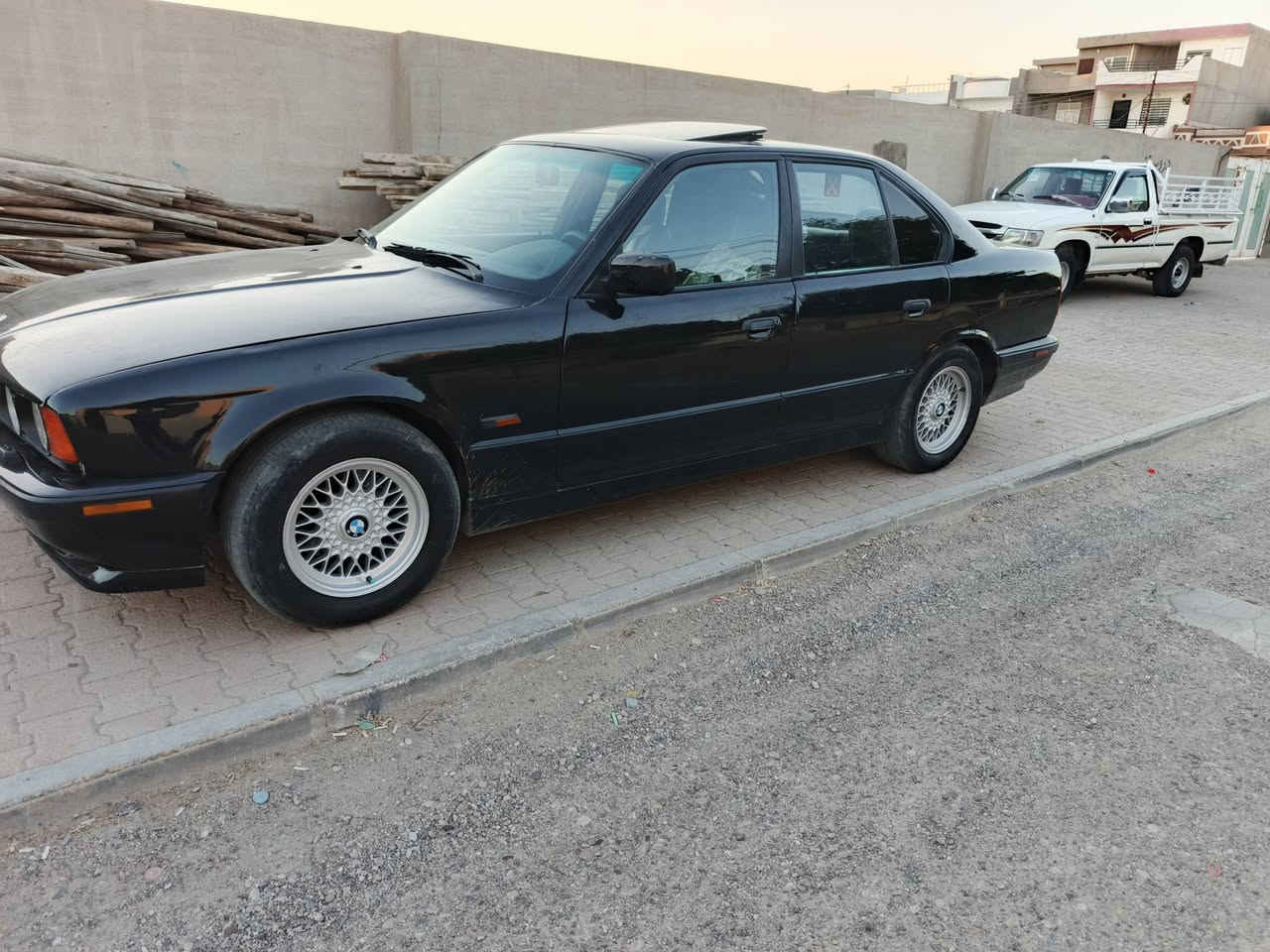 سعر بلاش بي ام حجم 525 كير عادي رقم كركوك مشروع وطني شرط الوكاله والتحويل تبريد ثلج بدون ضرر بدون تبديل فقط صبغ جماليه سقف سلايد جام كهربائي سعر 43 ورقه اني مكلف بالنشر هذا رقمي*********** مكان سيارة كركوك❄
