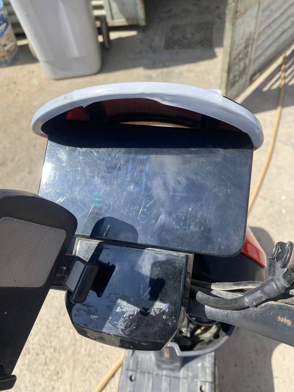 سلام عليكم دراجة شحن للبيع الدراجةنضيفه كلش مزودة 6بطارياتملف وعقل رياضي مستعمله شهرين فقط العنوان بغداد حي اور السعر450الف للا تصال على الرقم***********
