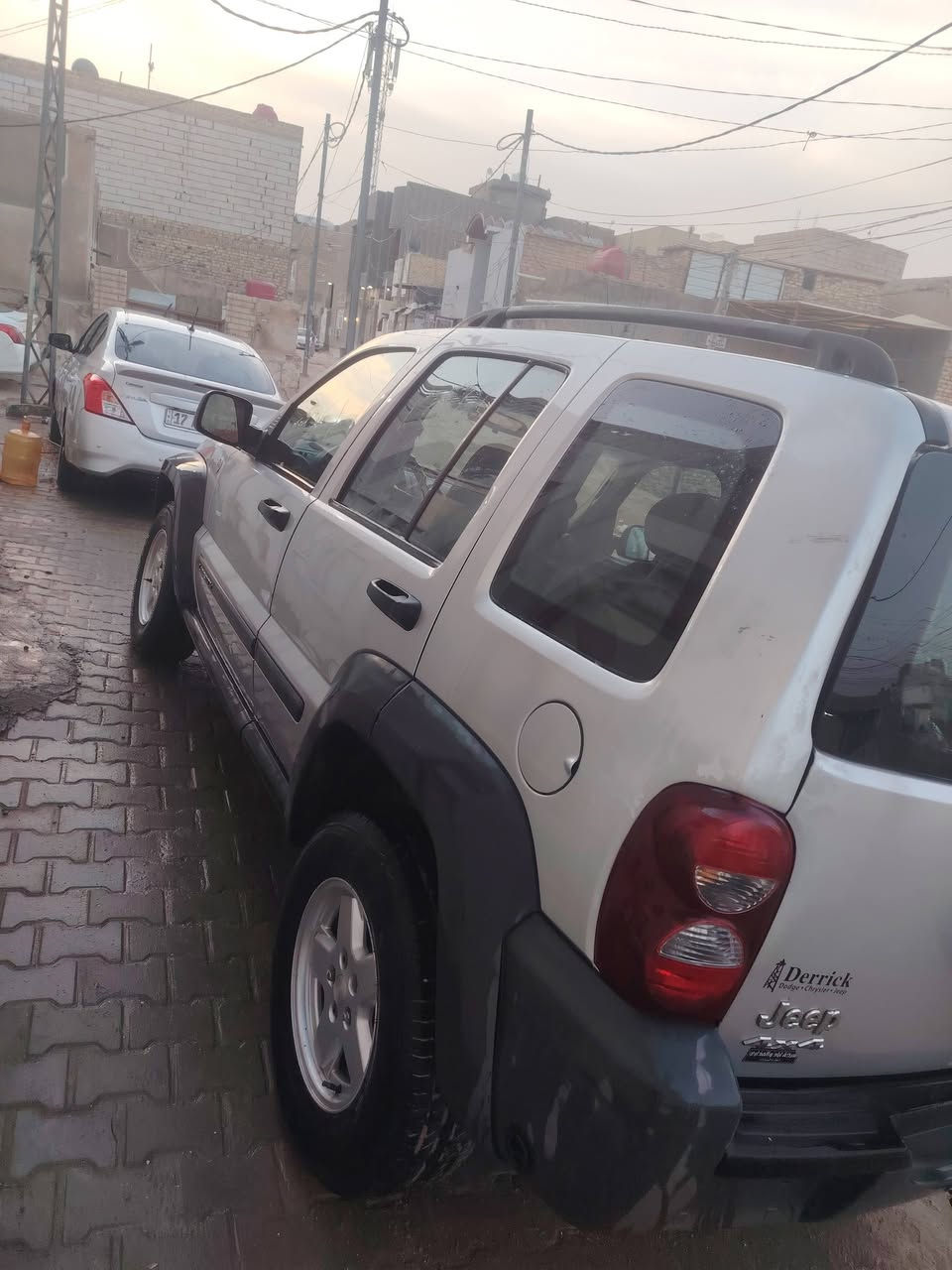 سلام عليكم
سياره جيب لبرتي للبيع مديل 2007 سياره نضيفه
مكينه سته سندر كهربائيات كلها شغاله تبريد شغال بارد
شادلها منضومه غاز مسجل شاشه سياره حلوه وما متعوبه
السعر :80
الرقم : ***********
