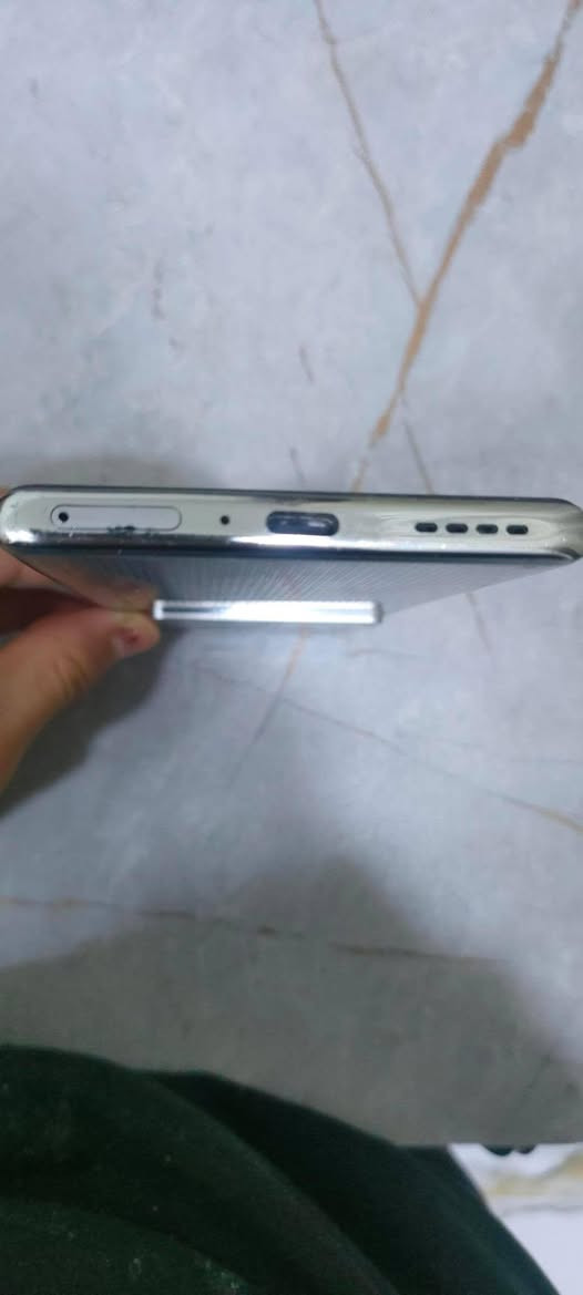 للبيع جهاز Infinix NOTE 40 Pro تعاون بيام 180وبي مجال


**إذا كنت صاحب هذا الإعلان وتريد حذفه لأي سبب، رجاءا أرسل رسالة إلى الدعم الفني**