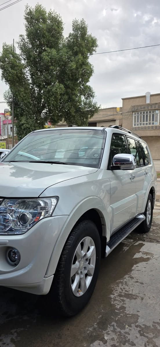 السلام عليكم #للبيع
باجيرو موديل 2014 حبتور

رقم بابل الإنكليزي هزه جديده باسمي تحويل ثاني يوم

مواصفات

كشنات جلد

شاشه كبيره

تحكم استيرن جهتين

دمام خلفي

فور ويل

7 راكب

3 قطع تبريد

فتحه بلقماره

داخل بيجي

وبعد معروفه مواصفات الحبتور

السيارة مكفوله الضربه والصبغ ماعده بارد كلش بسيط بلجاملغ شواصي تكم حوض قماره كله كفاله

السيارة جاهزة من كلشي مكينه كير حداديه تبريد تدفئه تخم تاير كهربائيات كله جاهز مابيه اي نقص السياره شا 

السعــــر 175 وبيه مجال بسيط للشراي مكاني حله

للاستفسار

***********

***********
