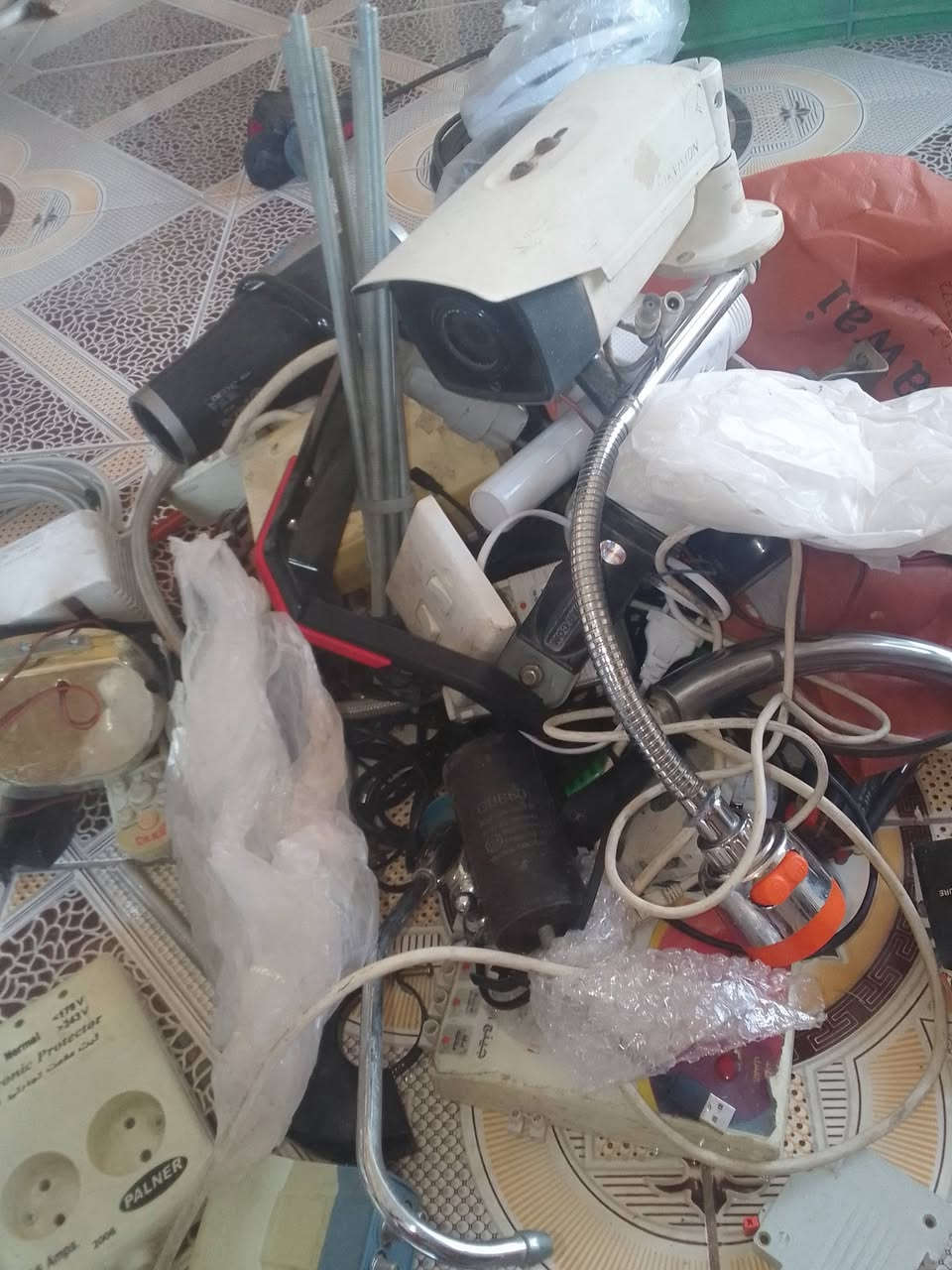 لبيع


**إذا كنت صاحب هذا الإعلان وتريد حذفه لأي سبب، رجاءا أرسل رسالة إلى الدعم الفني**