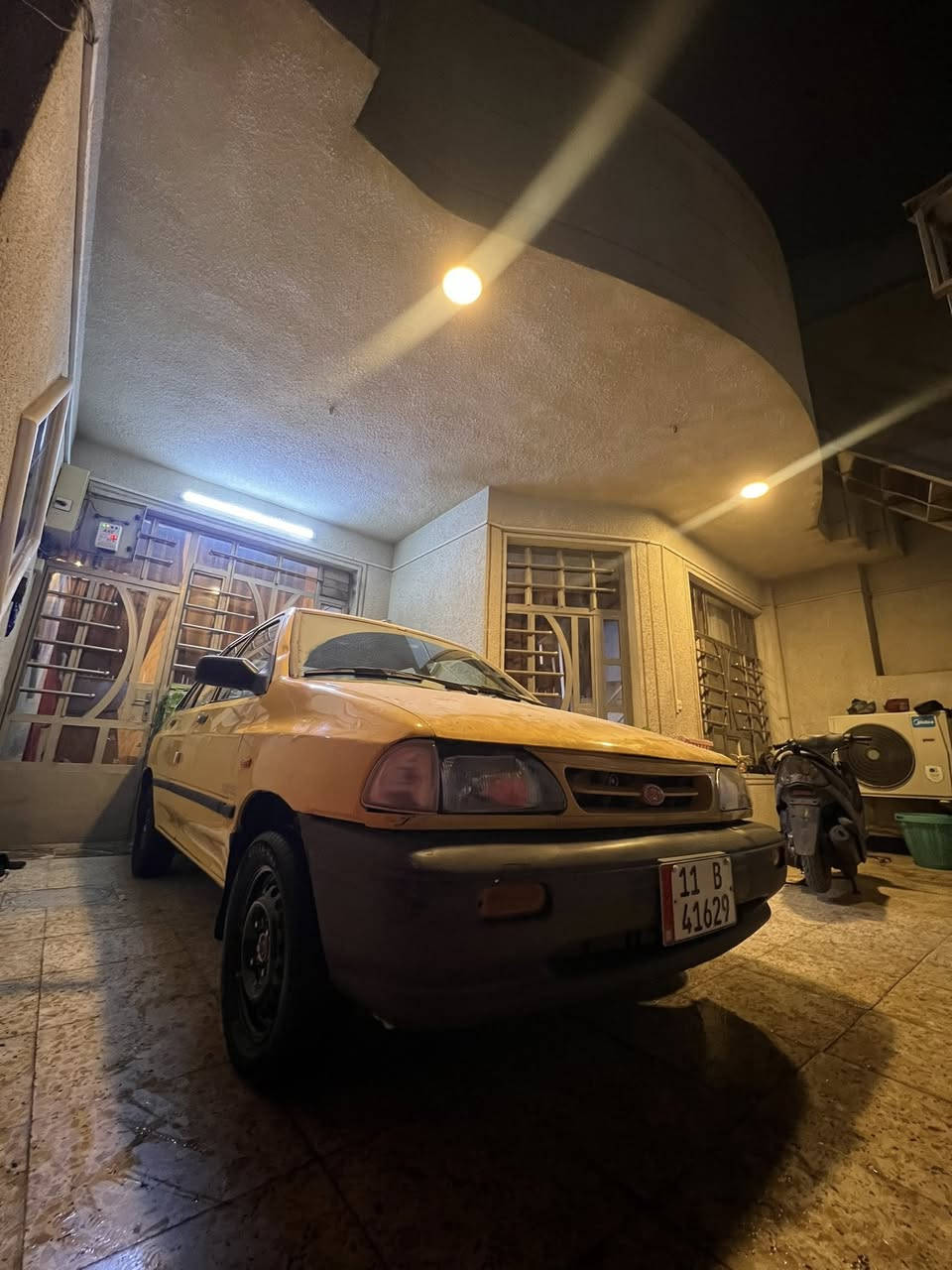 موديل 11 عضم بلاديه كفاله من ضربه وصبغ ومعجون وتبديل. شواصي مكفوله لغود مكفوله بدنه وجسر واسفل سياره بدون خياس. بيه بارد بخشم البنيد وخشم جاملغ فقط بارد ..مكينه وكير وكلج وتبريد وتدفئه خير من الله..صدر امامي خلفي جديد تخم تاير وتخم ويل جديد.. مدوشمه جديد..بيه هلالات خلفيه ودوس خياسات يراد الهن تعمير… غير شي بسياره بعد ماكو اقره تفاصيل زين وخابرني وتدلل وسعر 41 بي مجال حك جيه الي يشوف سعر غالي ادعيلنه بالرزق ..*********** ملاحضه رقم بغداد ونكليزي وهزه وسنويه جديده ومصفره هيئه وغرامات
