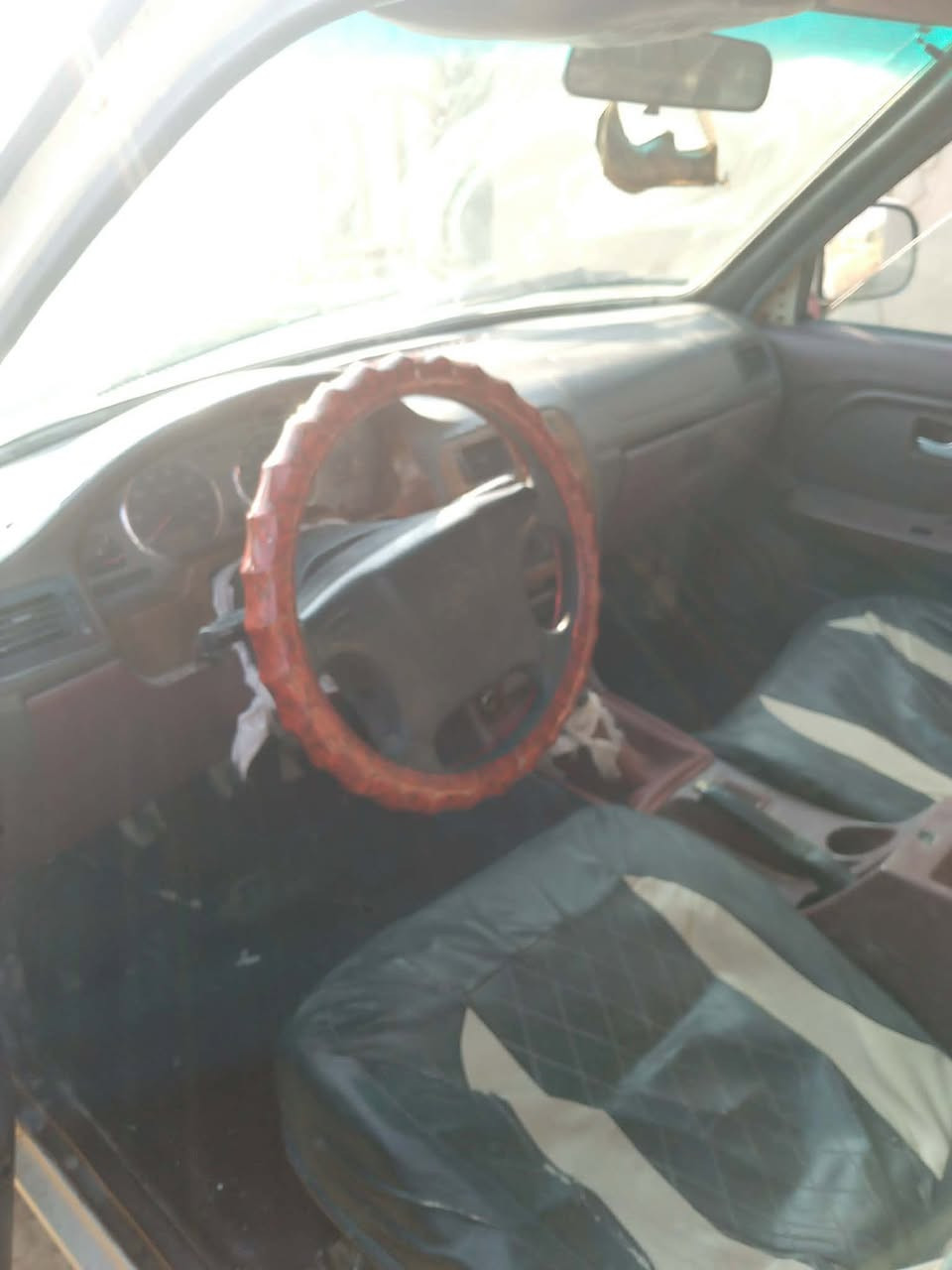 السلام عليكم دير موديل 2009 وباقي التفاصيل بل فيديو ولسعر اتصل على صاحب السيارة 

‭٠٧٨٣ ٣٥٠ ٧٤٥٣‬
