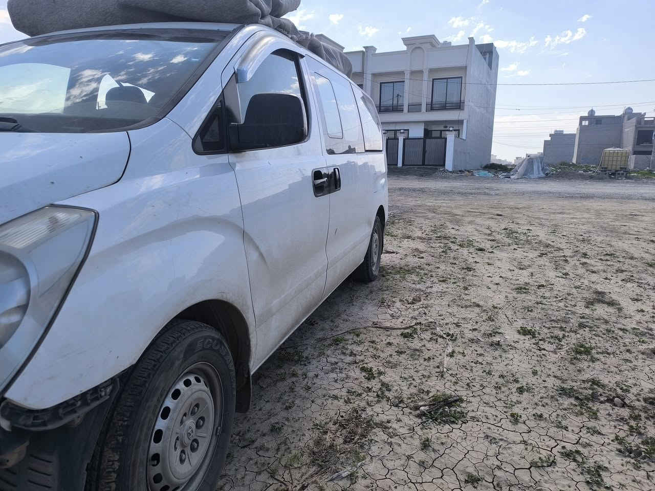 #هۆندای #H1 فاڕا #2013
 ڕەقم هەولێر
گێڕعادی گێڕ و مەکینەی بەشەرت لای سایەق بێ عەیبە 
بەس لای سەکنی لێدرایە 
ئەوها دەفرۆشین سعری 85 ومعلملە
***********
