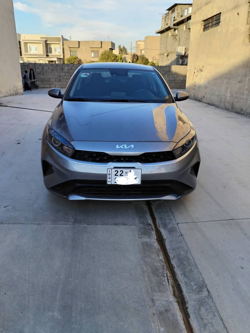 للبيع كيا فورتي موديل 24 لونها سلفر ماشيه اقل من 18الف... حادثها بامريكا بابين جهة السكن امامي مبدل ومصبوغ والخ سونار بلمنشور  تعديل بارد.. بس 3 قطع طلع كلير من امريكا مكانها موصل السعر 142 بيها مجال 
***********
