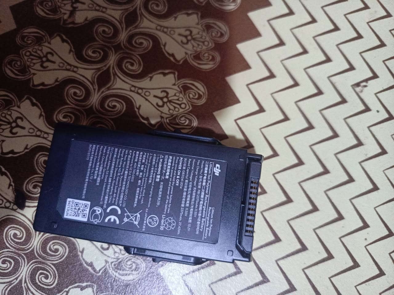 سلام عليكم ورحمه الله وبركاته درون نظيف غير مفحوص بسبب البطاريه منتهيه نظيف جدا نظافه 99/100 كامل ملحقات خدش واحد مابيه اذا ما حصلتني ماسنجر هذا رقمي واتساب *********** توصيل ماعندي مكاني البصرة قضاء صفوان اعلى سعر ابيعه
