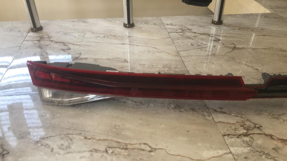 السلام عليكم للبيع مسطرة لد النترا  شغالة شرط الفحص بيهة بس كسر بسيط جدا كلشي بيها يشتغل حتى البك السعر ٥٠ وبيها مجال للطيبين مكاني الشعب السريدات ***********
