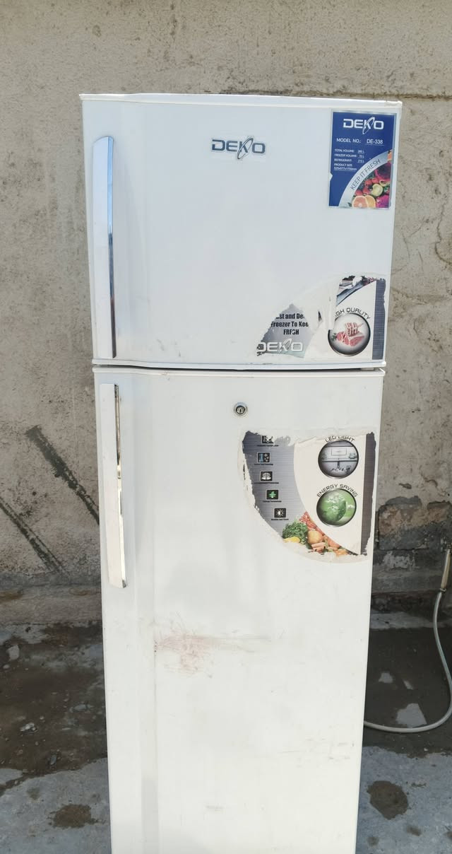 ثلاجه اللبيع سعر 60 عوزهه بس غاز ⛽ نضافه فول رقم 📱 *********** واتساب موجود
