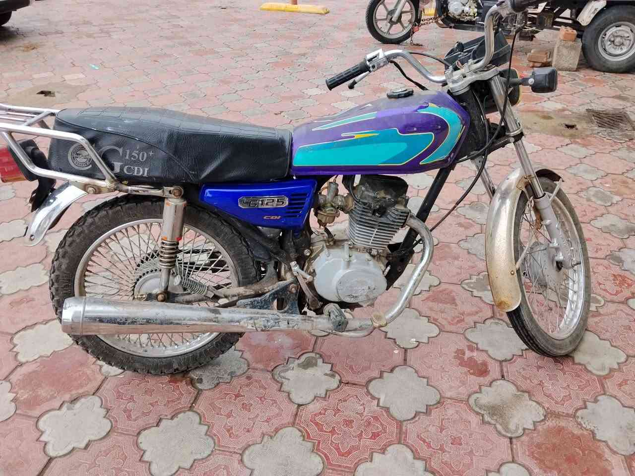 سلام عليكم عندي دراجه اربعه كير بدون اوراق اريد مراوس ويه دراجه بيه اوراق اربعه كير او خمسه  وانطي فرق ***********
