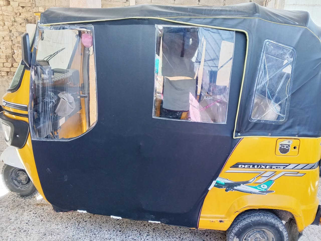 تكتك تي في اس اللبيع موديل 22 شهر 11 لا معجون لا صبغ مكينه مامفتوحه مكاني بعقوبة تحرير ***********
