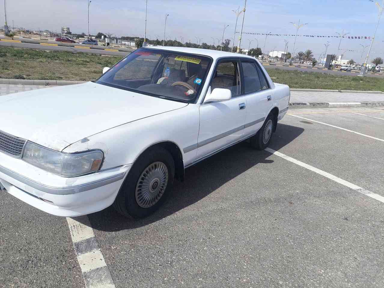 السلام عليكم
مارك كربلائي 91 
السياره جاهزه من كلشي 
كير جديد
مكينه كفاله
تبريد ثلج
كهربائيات كلها شغاله 
حداديه جديده 
رقم كربلاء باسمي 
مكان السياره كربلاء 
السعر 57
***********
