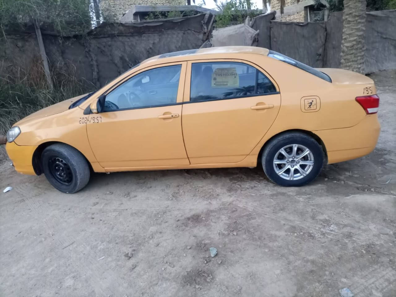 للبيع أو مراوس حسب القناعة
BYD G3 موديل 2013
✔️ كير عادي
✔️ رقم بغداد + سنوية 2028
✔️ مصبوغة عام (شغل نظيف)
✔️ جاهزة استخدام يومي بدون تعب
✔️ تحويل مباشر فوري
⚠️ السيارة مرتبة وتستاهل المعاينة
⚠️ الكشر غير مكفول
💰 السعر: 35 وقابل للنقاش للجاد فقط
📍 الموقع: بابل
📞 للحجز والاستفسار خاص أو اتصال
🔥 لا تضيعها… سيارة بهالسعر بهالمواصفات نادرة 🔥


**إذا كنت صاحب هذا الإعلان وتريد حذفه لأي سبب، رجاءا أرسل رسالة إلى الدعم الفني**