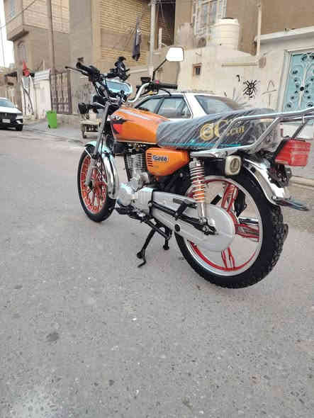 للبيع مديل 24 اوراق اصولي وكيله العارضي الاوراق الاصليه ضاعن وعندي الاستنساخ بقن كفاله عامه سعر 650 وبيه مجال ***********
