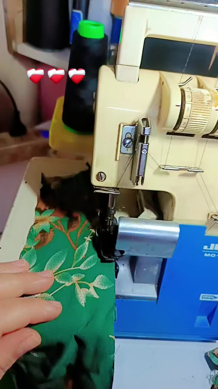 مكينه اوفر للبيع كلش نضيف وكفه ماته حلوه تحب تراسني


**إذا كنت صاحب هذا الإعلان وتريد حذفه لأي سبب، رجاءا أرسل رسالة إلى الدعم الفني**