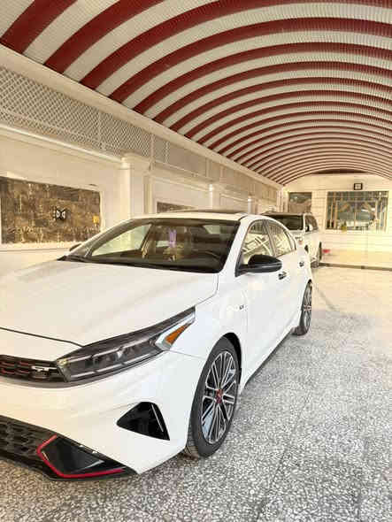 اللهم صل على محمد وآل محمد 🤍
سلام عليكم سيارة للبيع (فقط )✅
كيا فورتي ((2024 GT)) 
رقم بغداد السيارة بسمي مشروع وطني 
تحويل ثاني يوم 🤍
ماشية : 31 ميللل 
سيارة فول مواصفات ✅
احلة من الصور ✅
مواصفات 👇👇👇
محرك 1600 توربو 
حادث السيارة موضح بل صور ✅
مواصفات 👇👇
فتحة ✅
بصمة ✅
اشاره ترحيب🤍
تبريد قطعتين 🥶
كشنات جلد ✅
شاشة كبيرة 🖥️
الشاشة مبرمجة 2 ورقتين 
كشنات تتفئة + تبريد 🙂
كشنات كهربائية 🔋
تحديد مسار 🛤️
صندوق ذكي 🤓
تخم تاير جديد + السبير مال الشركة ما نازل 👑 
مكينة جديدة 🆕
البطاين مغلفة PPF اصلي 5 أوراق 💵
السايد بريك( كهربائي )🤍
وبعد هوايي مواصفات …… ✅
 مال جناييي 
السعر المطلوب ((:165)) ورقة 💵بيها مجال بسيط
الله شاهد احلة وانضف من الصور ✅ 
عنواني: بغداد 
الاستفسار اكثرر 🤍
* غير متواجد فيس   فقط هاتف 📞 + واتساب 
رقم الهاتف :‭ ***********
