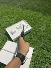 ايباد ٩ مرتب ونضيف ذاكره 64 كامل ملحقاته شاحنه اصليه وكارتون التواصل 0...
