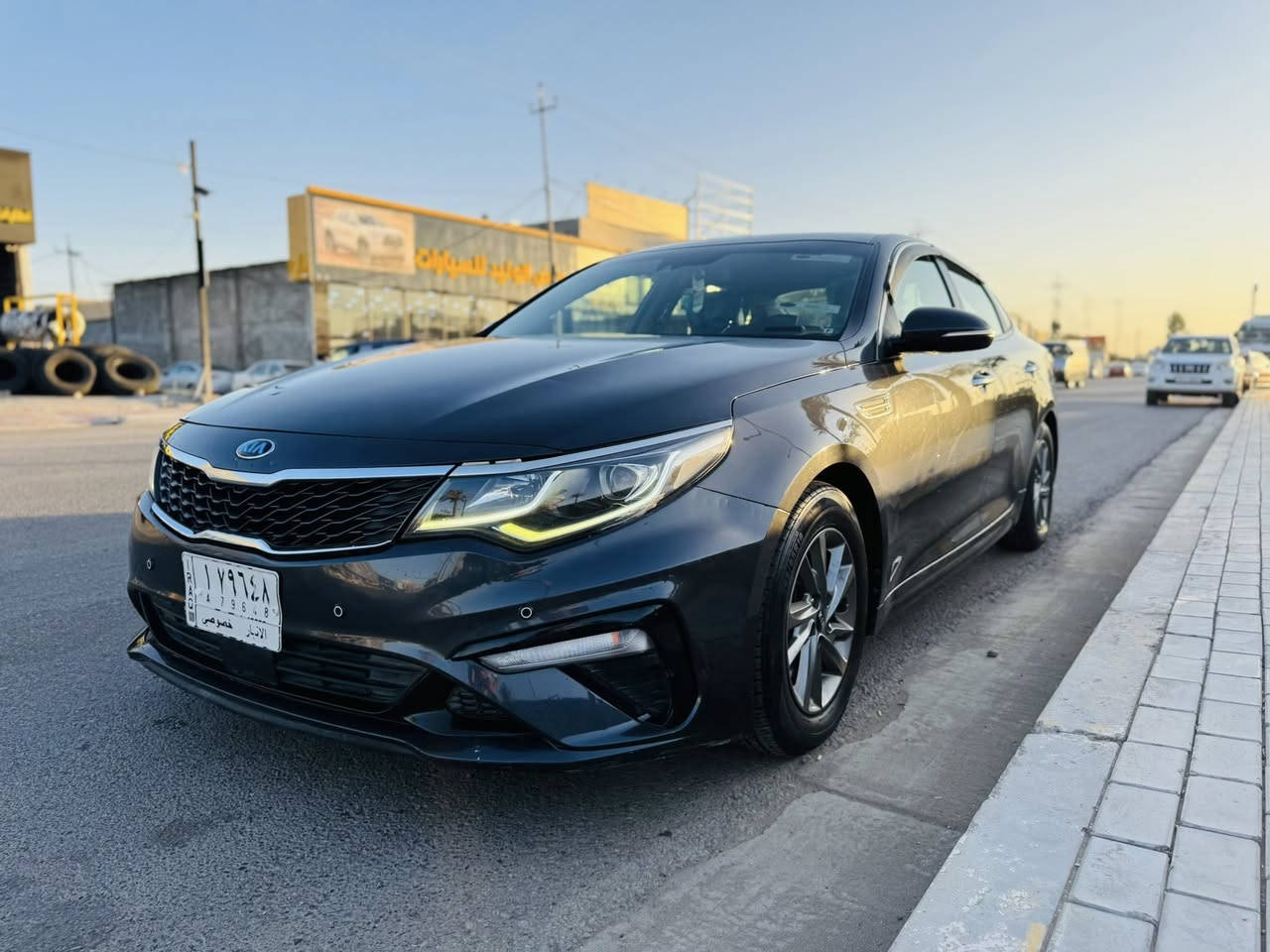 لسلام عليكم كيا اوبتيما2019وارد امريكي  مواصفات  شاشه كامره حساسات   انظمة قياده تحديد مسار رقم أنبار  
   سياره جديده وجاهزه تبريد تدفئه كير مكينه حداديه ماشيه 85 
سياره مكفوله من الصبغ والتبديل شرط السونار  سياره تخم تاير جديد كير ومحرك مامفتوح شرط شركه 
سعرالاتصال على الرقم ***********
