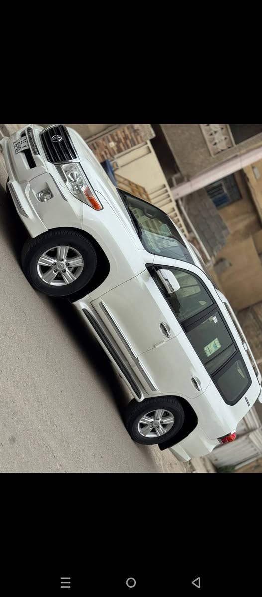 السلام عليكم 
لاندكروزر 2015 فطيم
8سلندر 4600
ماشية 153
السيارة كفالة من تبديل وضربة وصبغ
بيهة كم ملاحظة بسيطة 
سيرفز كامل
جاهز ع اخر حباية 
السعر 375$
***********
مكان السيارة نجف
