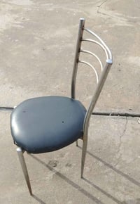 كراسي • عدد ١٢ • تواصل خاص